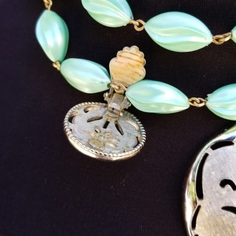 Vintage signed pendant/ brooch earrings‎ set